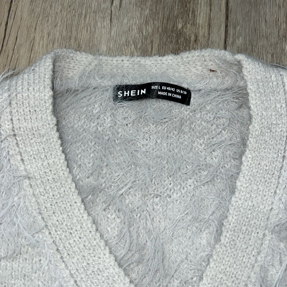 Shein top - Picture 2 of 2